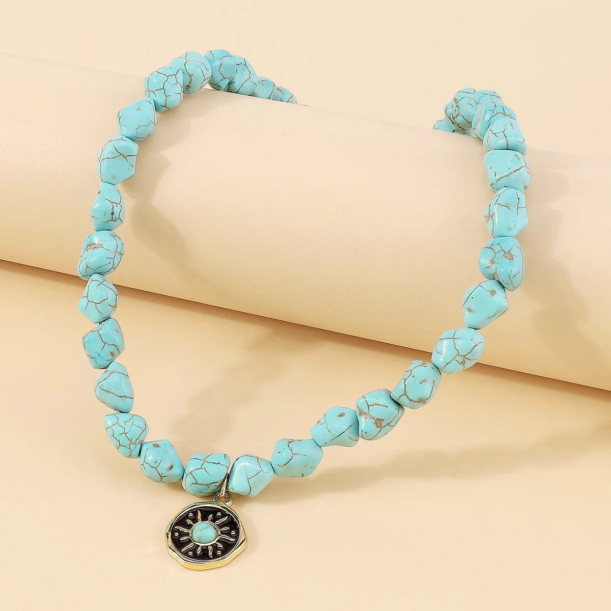 Natural Necklaces Jewels® - Irregular turquoise beaded pendant necklace for women