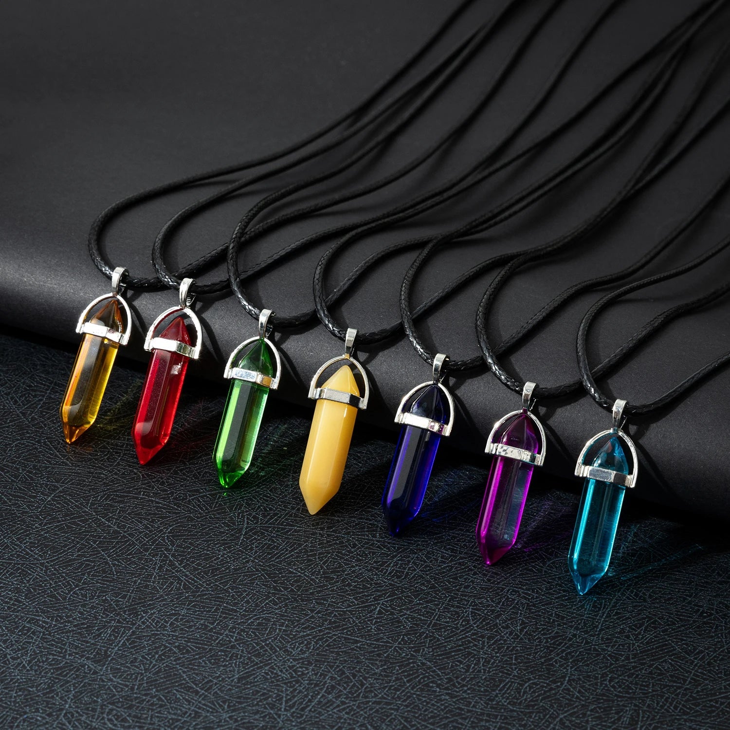 Natural Stone Jewels® - 7 Pcs/set Natural quartz crystal pendant. Necklaces for men and women - NaturJewels®